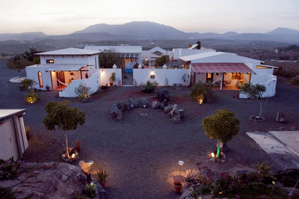 Romantica Fuego - Eco Retreat Finca Artis Tirma Tarajalejo Bagian luar foto