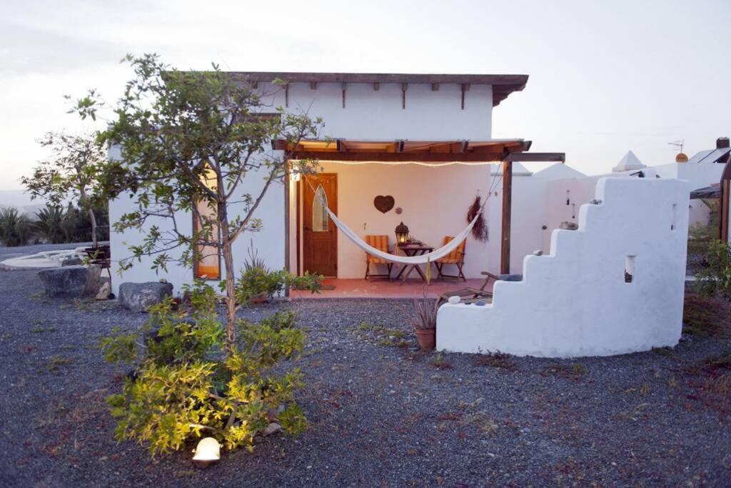 Romantica Fuego - Eco Retreat Finca Artis Tirma Tarajalejo Bagian luar foto